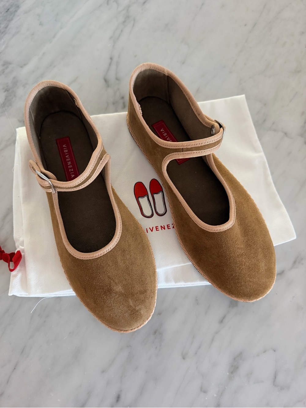 ViBi Venezia Suede Mary Jane Flats Size 38/US 8 NEW NWOT